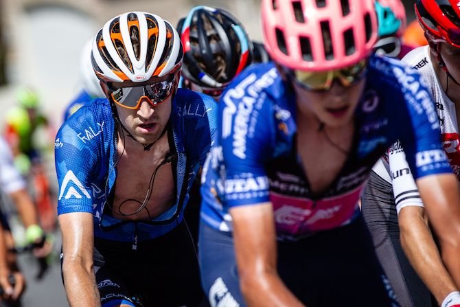 Kyle Murphy (Rally UHC) sits in the bunch on the climb on stage 3 of the 2019 Tour of Utah