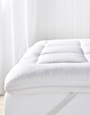Ultrasoft Dual Layer Topper | the White Company