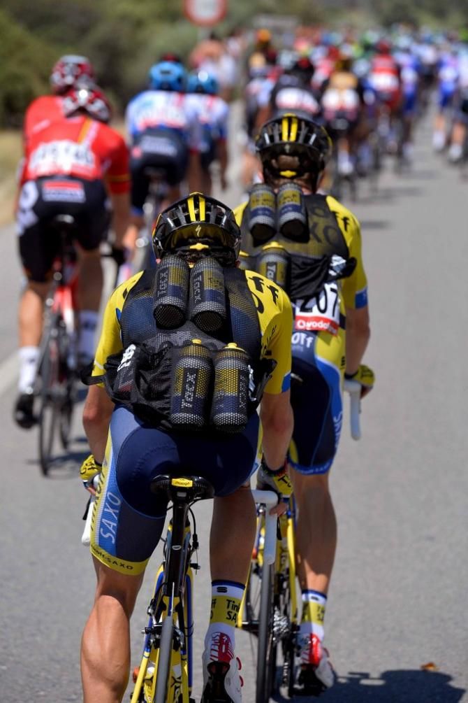 The Tinkoff-Saxo team showing off its Sportful bidon vest