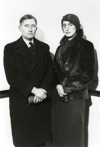 A photograph of Josef (left) and Anni Albers (right) standing side by side