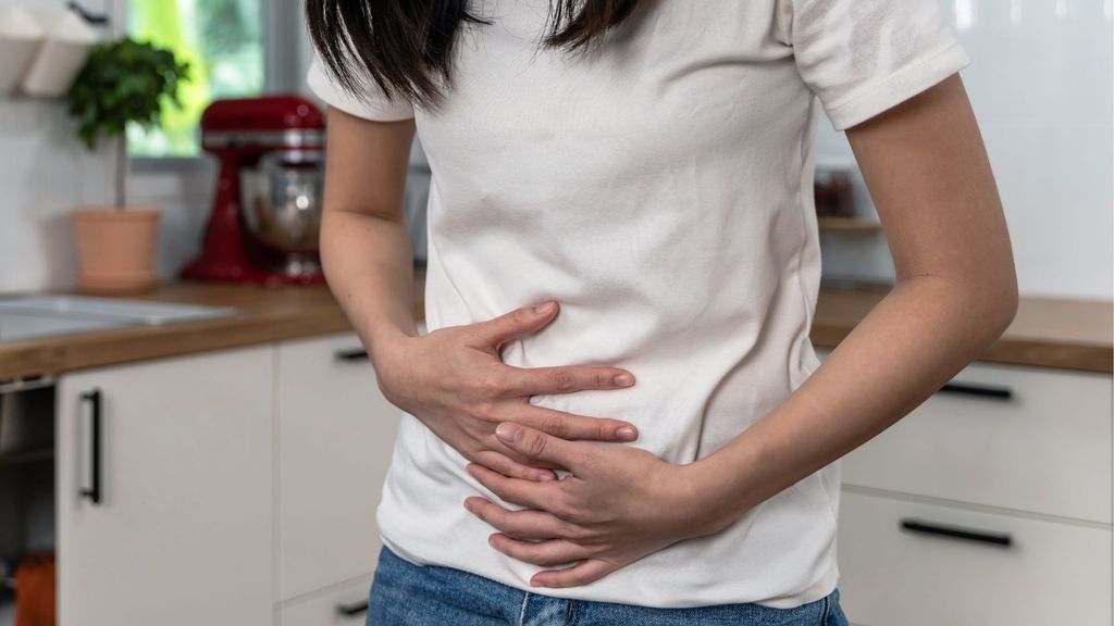 twist of fallopian tube sent girl to hospital with sudden