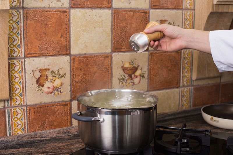 Why Does Putting Salt In Water Make It Boil Faster at Daniel Serrato blog