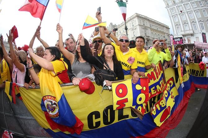 The Colombian fans were apoplectic at the Giro d'Italia outcome