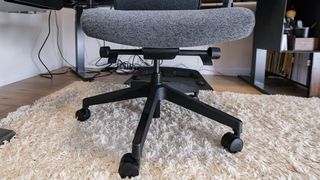 The adjustment knobs on either side of the Vari Task Chair