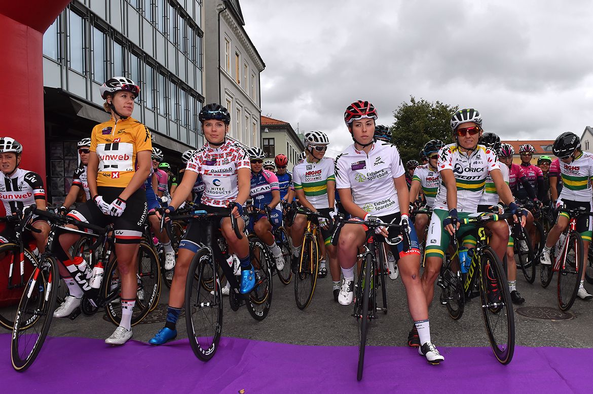 The start line at the Ladies Tour of Norway