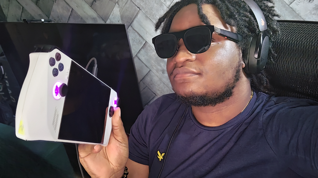 Xreal One AR Glasses and the Asus ROG Ally
