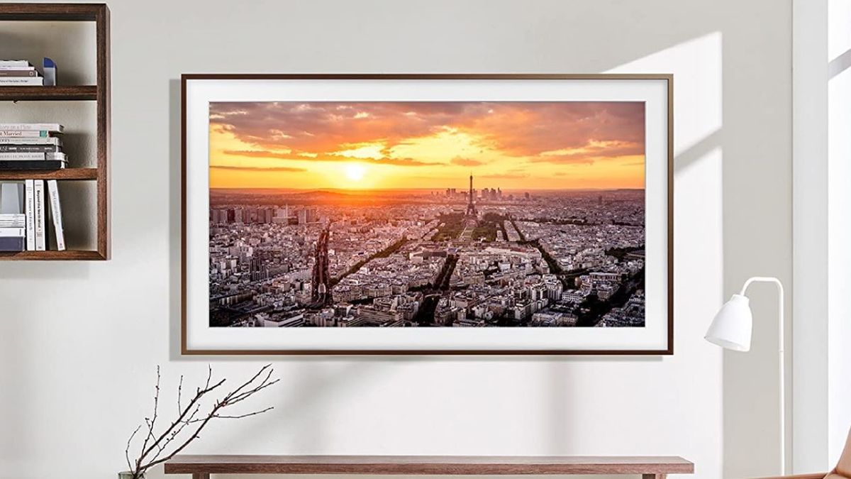 Save big and class up your living room with a discounted 43-inch Samsung Frame TV this Prime Day