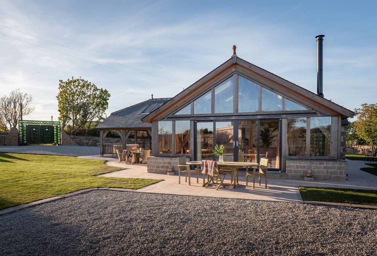 oak frame extension to bungalow exterior