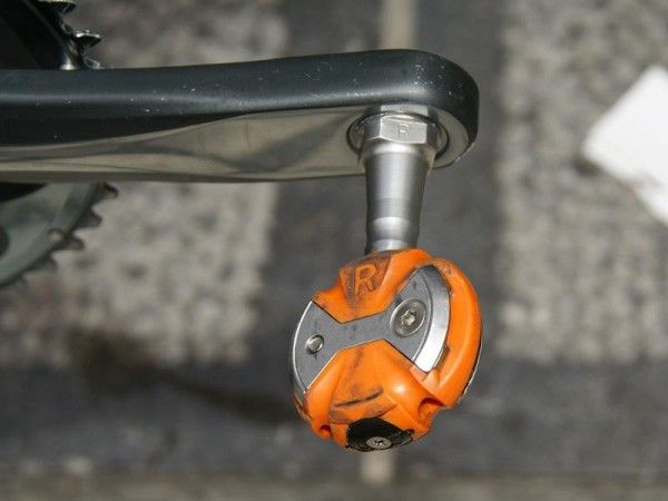 Dean's bike was fitted with stainless steel-axled Speedplay Zero pedals.