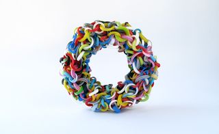 Bracelet in multi-coloured plastic