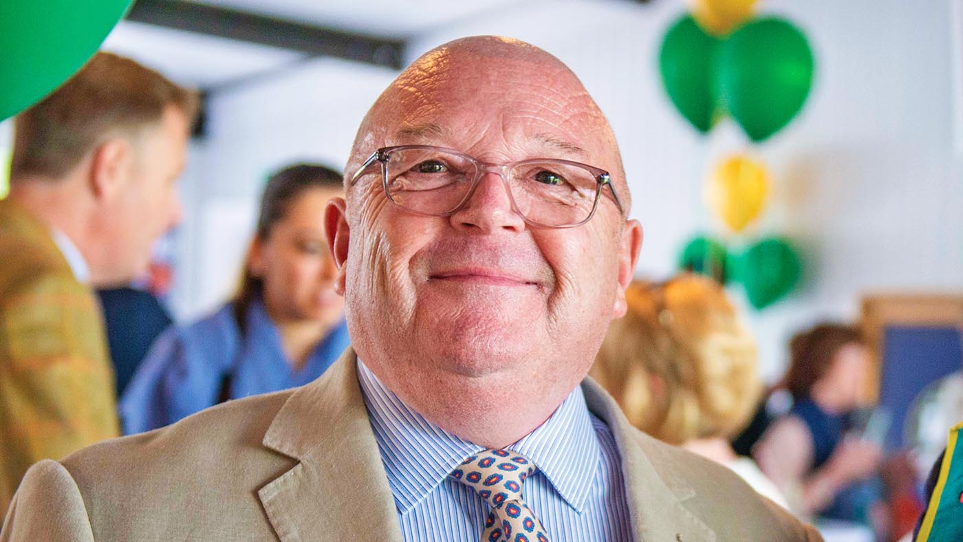 Stuart Hollings