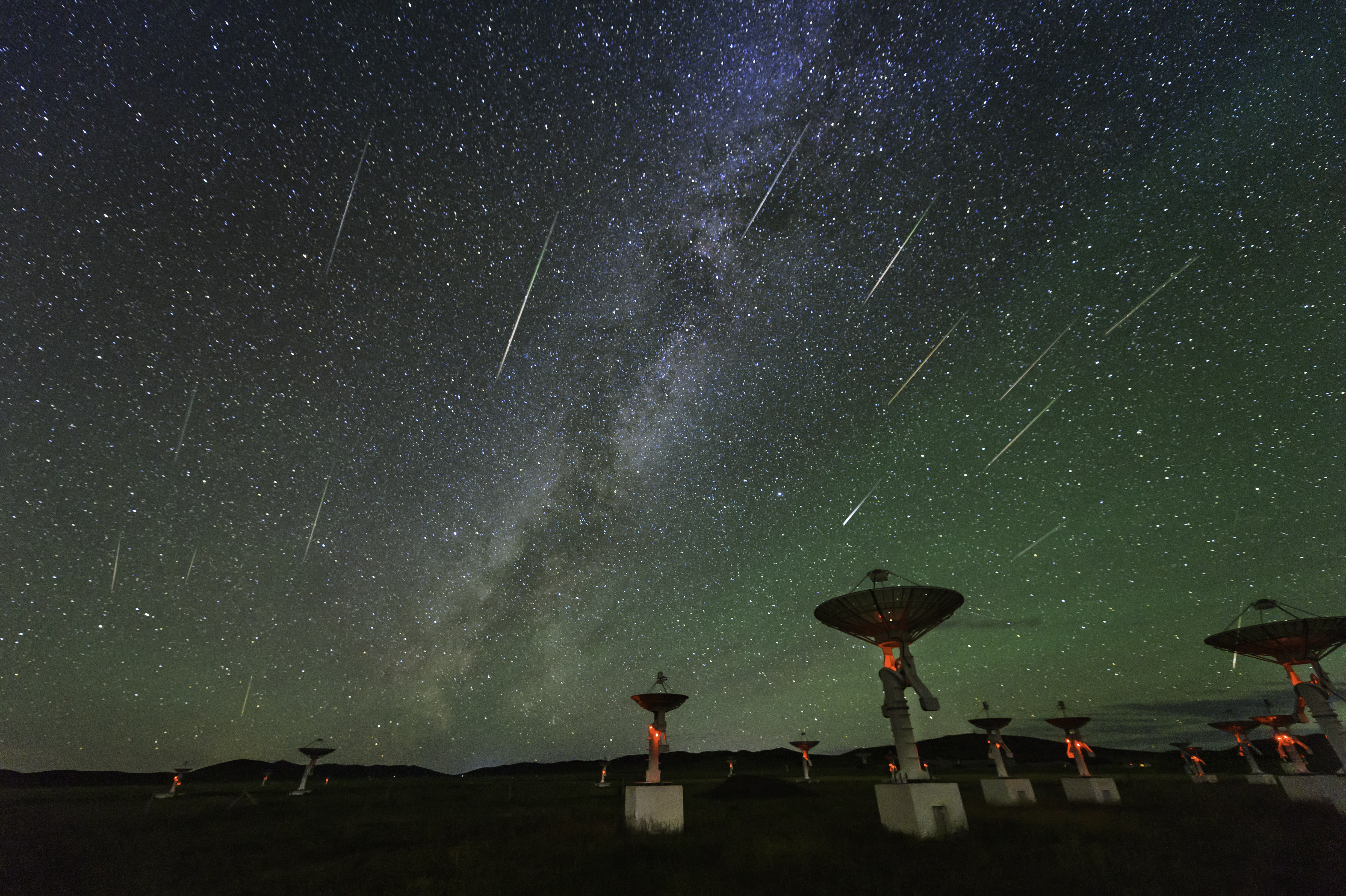 how to photograph the Perseid meteor shower