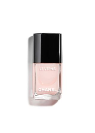 Chanel ballerina nail polish