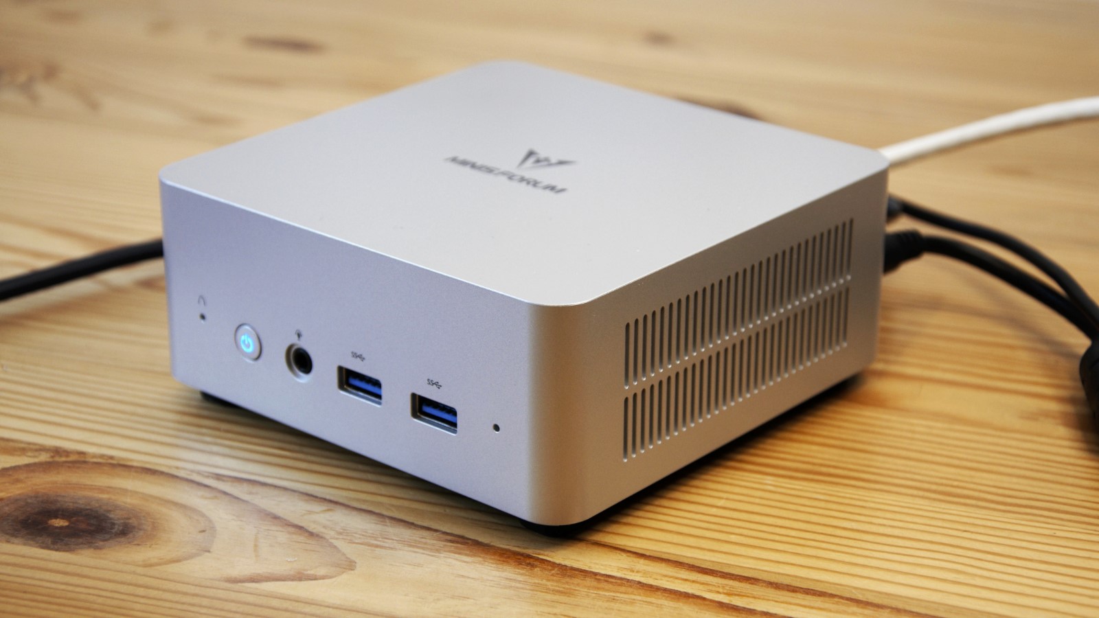 Minisforum Venus UN1265 Mini PC