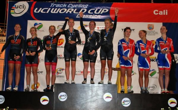 The women's pursuit podium (l-r): OUCH Pro Cycling, New Zealand and Great Britain.