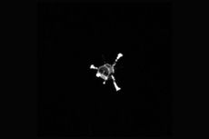 The European Space Agency's Philae comet lander is seen by the Rosetta spacecraft in this image captured on Nov. 12, 2014 as Philae headed for its landing on Comet 67P/Churyumov-Gerasimenko. The probe went silent 60 hours later and reawakened on June 13, 