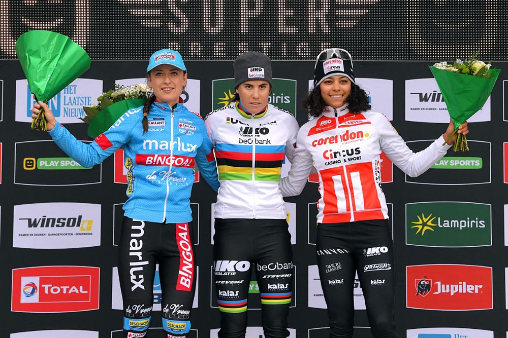 Sanne Cant wins Superprestige Zonhoven