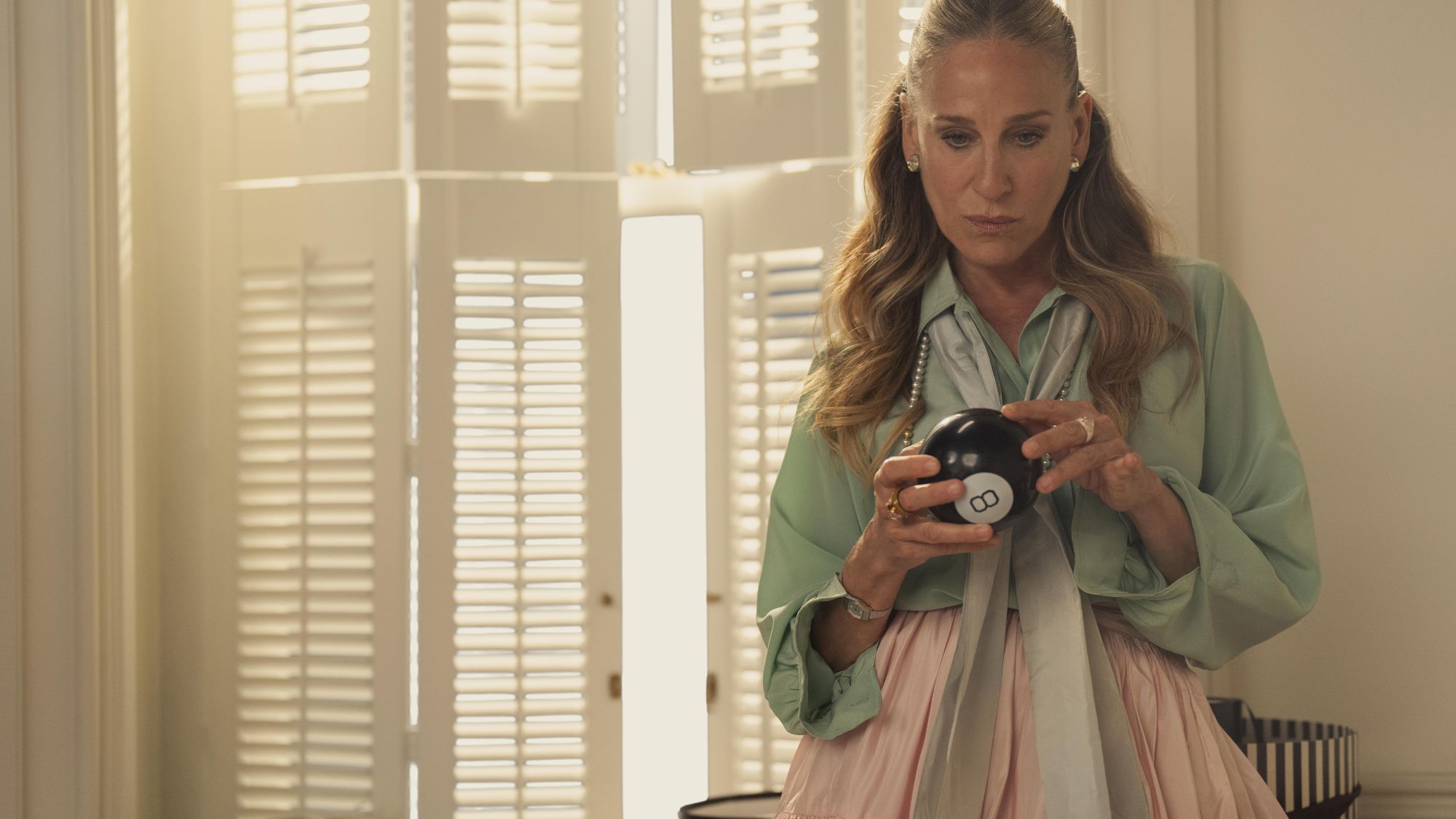 carrie bradshaw in and just like that season 3 episode 1