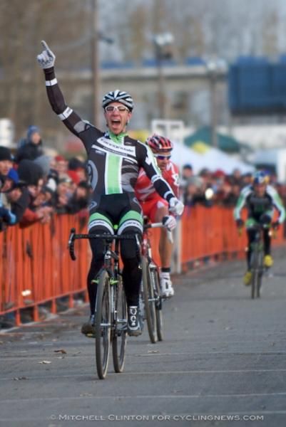 Powers wins after taking second in the previous day's race.