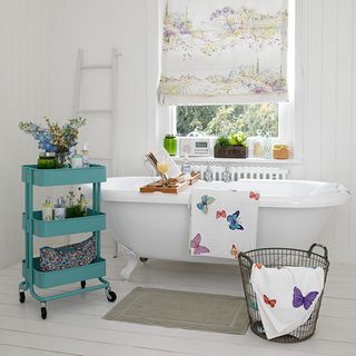 bathroom with trolley and towel ladder