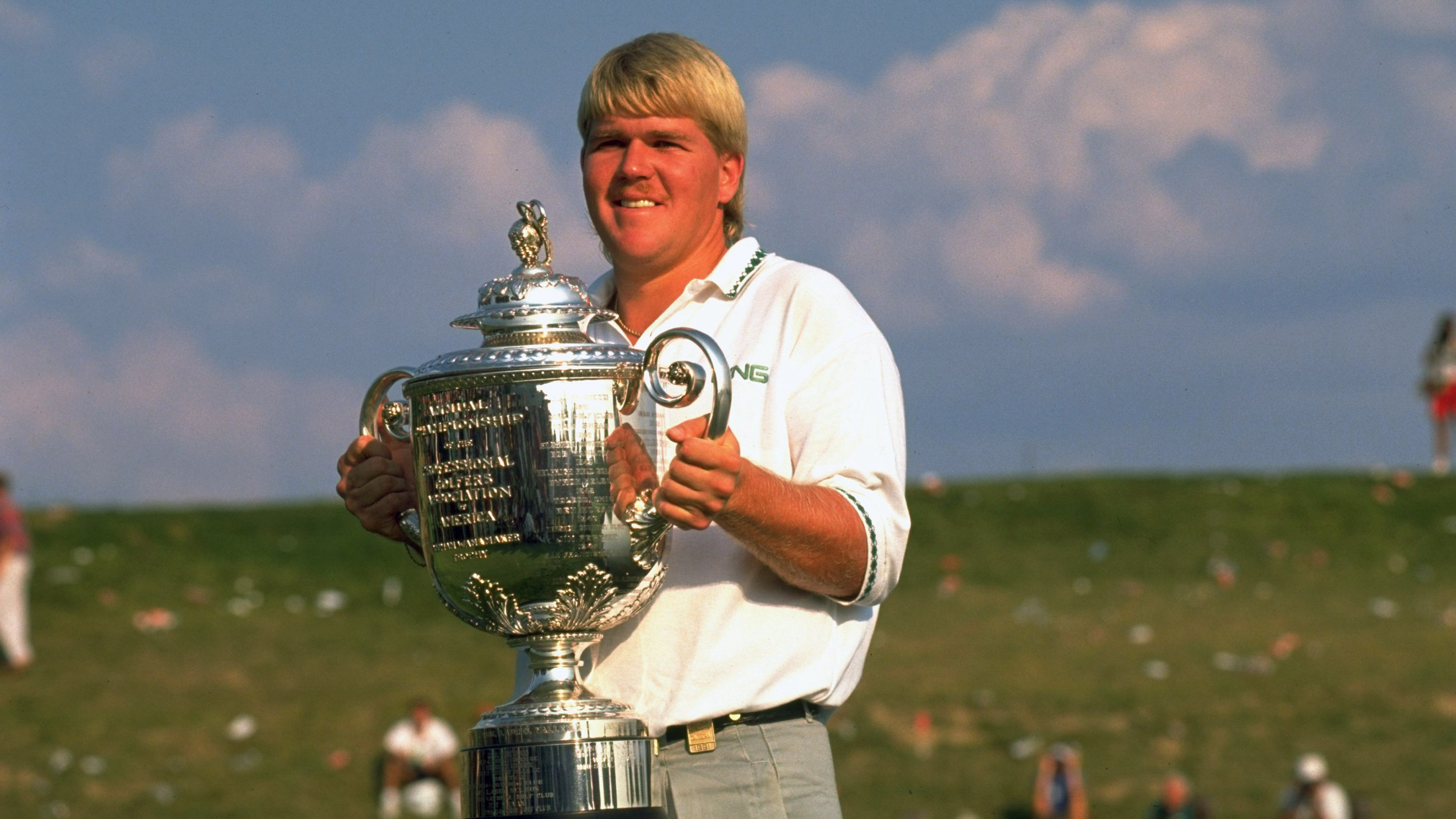 Golf fans react to John Daly's crazy USPGA outfit as 1991 champ