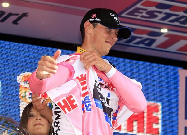 Ramunas Navardauskas (Garmin - Barracuda) pulls on the pink jersey