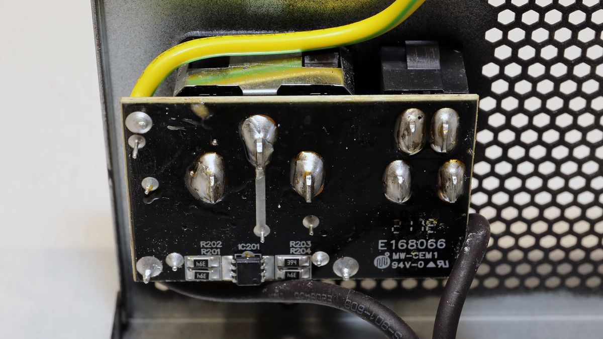 Gigabyte UD850GM