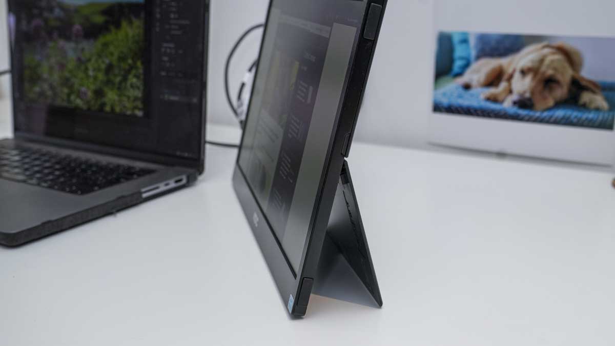 AOC Portable Monitor 16T3EA