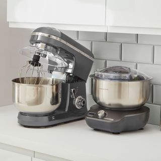 Comparison of a Morphy Richards Mixstar and a traditional stand mixer next to each other on a kitchen counter
