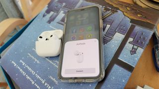 Auto-connect on the Apple AirPods 3