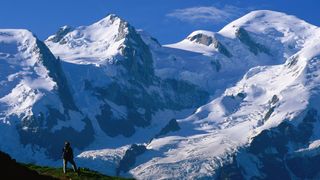 hut to hut hiking: view of Mont Blanc from Bellachat