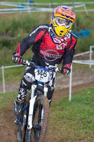 Ethan Faw after winning the juniors men 11-12 downhill race