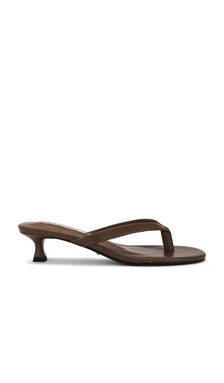 Pluto Sandal