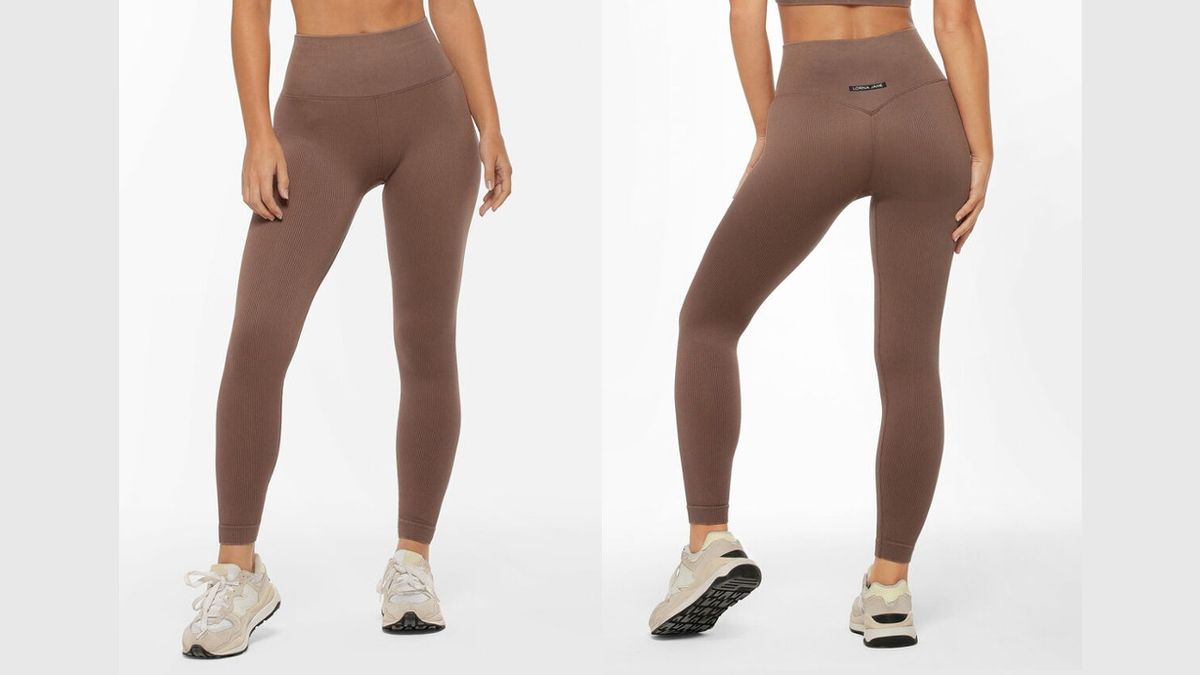 The Best Women’s Gym Leggings Coach