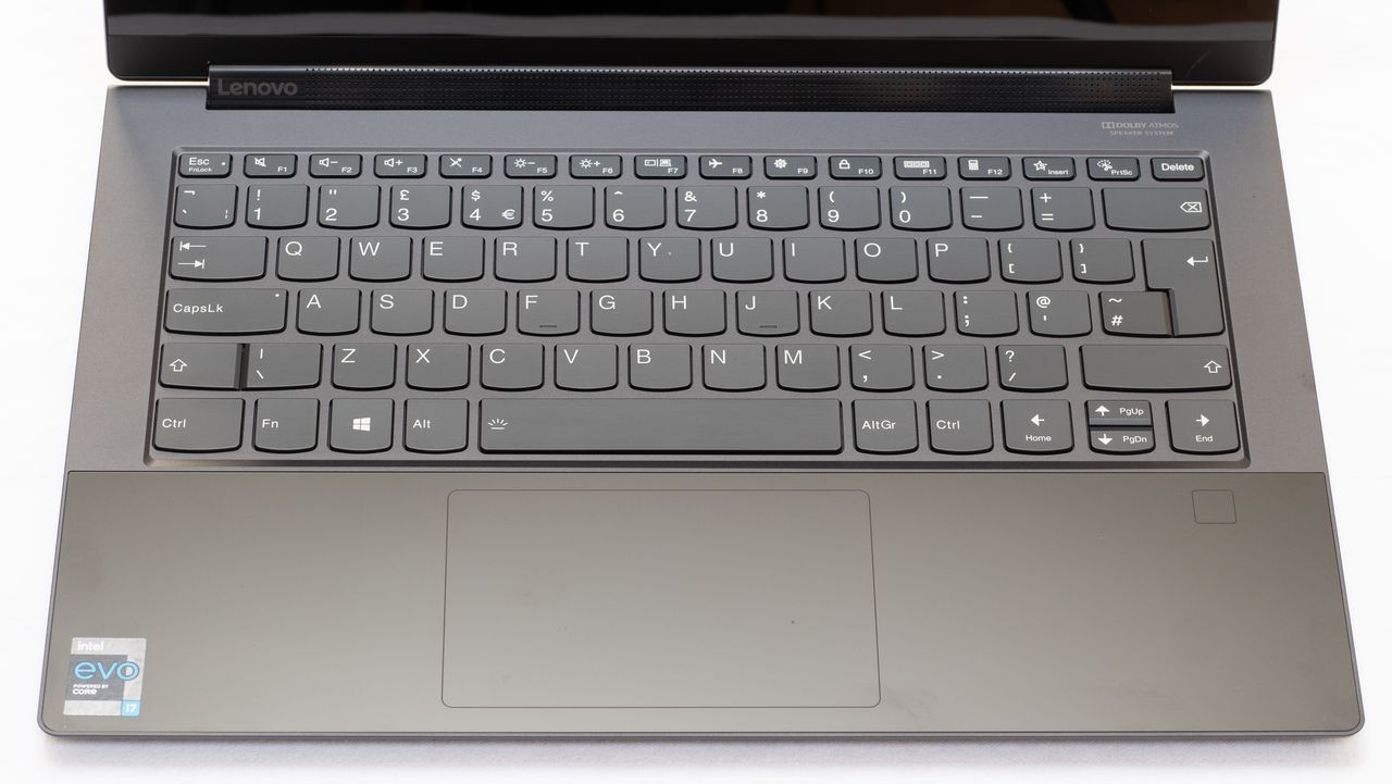 The keyboard of the Lenovo Yoga 9i 14in (Shadow Black)