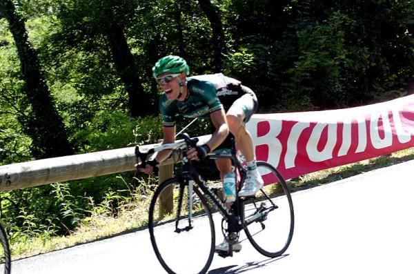 Pierre Rolland (Europcar) descends.