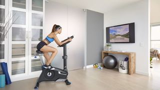 Nautilus U618 Upright Exercise Bike review