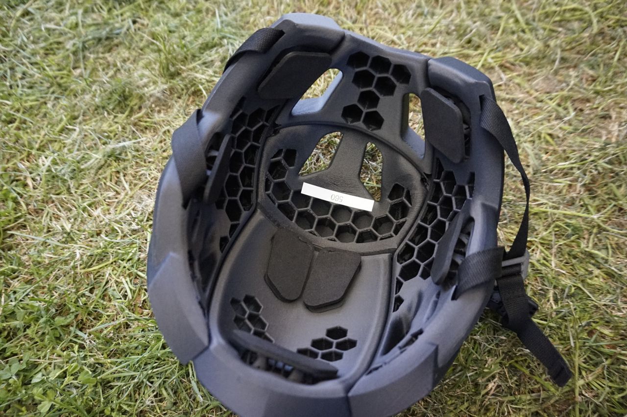 KAV 3D printed carbon helmet