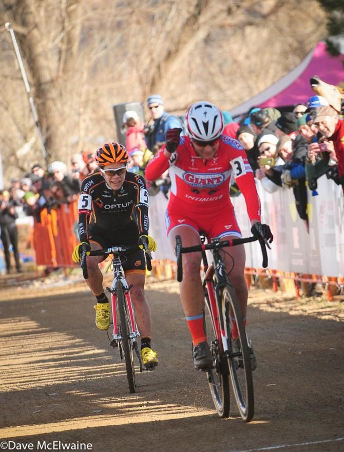 Meredith Miller (California Giant Cycling) edging out Crystal Anthony for third place