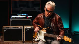 Mike McCready with his new Fender Signature Stratocaster