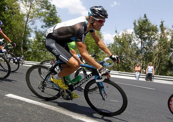 Edvald Boasson Hagen (Sky) rounds a bend.