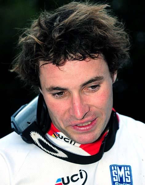 Jared Graves (Yeti Fox Shox) wins the race and the World Cup series, with two rounds remaining.
