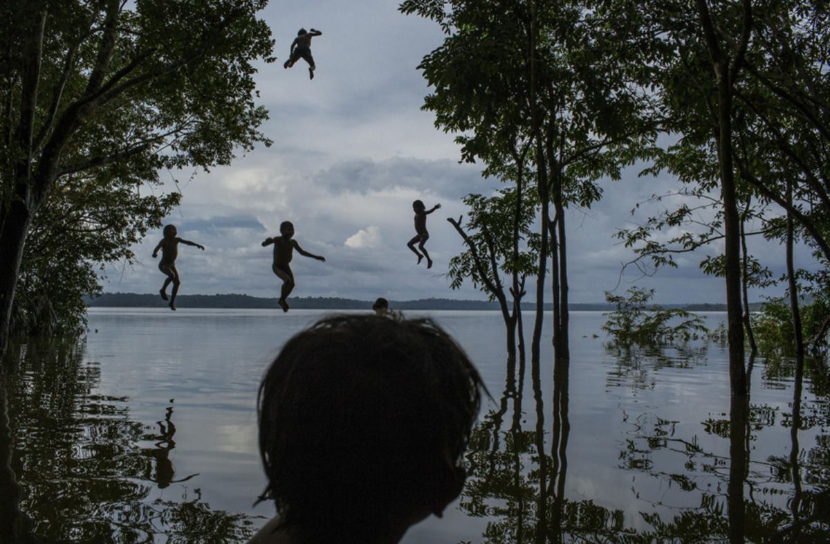 Mauricio Lima - Amazon's Munduruku Tribe (Daily Life, second prize singles)