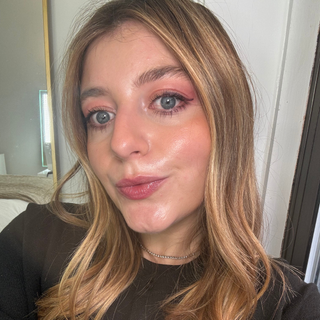 Marie Claire's Tester Samantha Holender tried out the Kérastase Chroma Absolu High Shine Gloss Treatment for Color-Treated Hair. Here she is after having used the product.