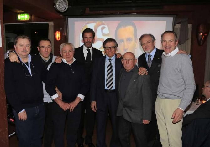 Cipollini with his former soigneur and mechanics