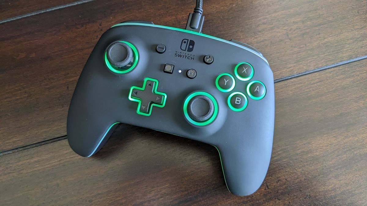 Powera Spectra Wired Controller Lights Green