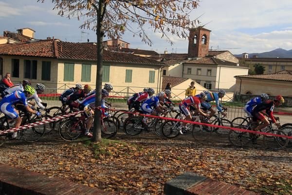 The U23 men in action in Lucca for the European 'cross championships.