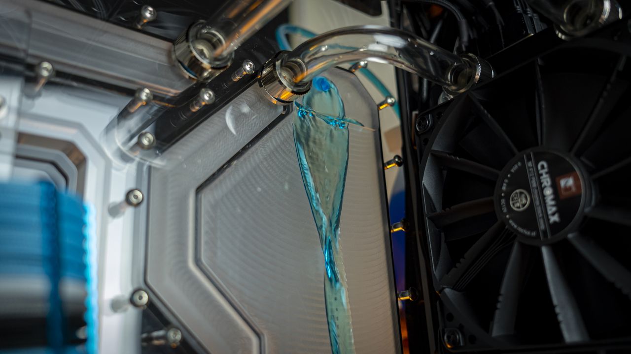 Blue Shift, Spectre III PC Build
