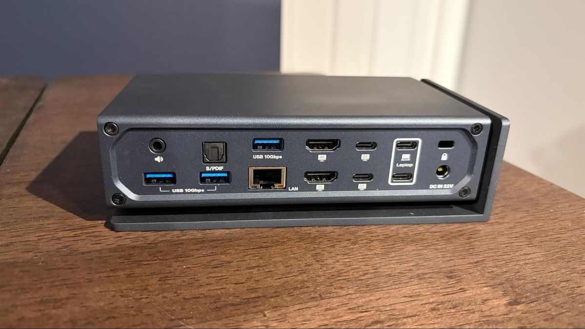 Thunderbolt 4 Docks